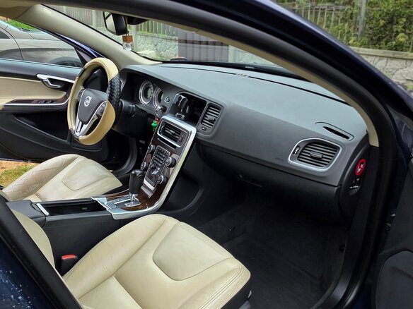 2011 Volvo S60 II, синий, 1250000 рублей - вид 11