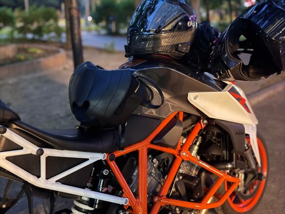2017 KTM 1290 Super Duke R, белый, 950000 рублей - вид 21