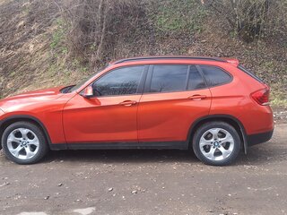 2013 BMW X1 18i I (E84) Рестайлинг, оранжевый, 915000 рублей, вид 4