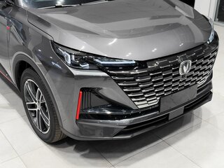 2025 Changan UNI-S I, чёрный, 3149900 рублей, вид 4