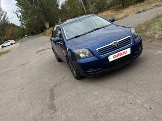 2005 Toyota Avensis II, синий, 750000 рублей, вид 2