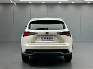 2020 Lexus NX 200 I Рестайлинг, белый, 2950000 рублей, вид 5