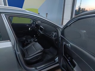2018 Kia Sportage IV Рестайлинг, серебристый, 2450000 рублей, вид 4