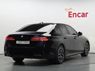 2026 BMW 5 серии 523d xDrive VIII (G60/G61/G68), синий, 8090000 рублей, вид 2