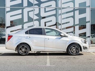 2013 Chevrolet Aveo II, серебристый, 664000 рублей, вид 5