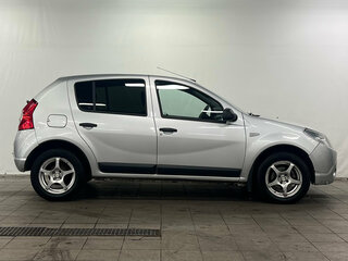 2013 Renault Sandero I, серый, 520000 рублей, вид 3