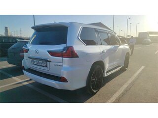 2020 Lexus LX 570 III Рестайлинг 2, белый, 8900000 рублей, вид 2