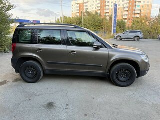 2012 Skoda Yeti I, коричневый, 730000 рублей, вид 3