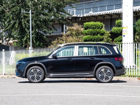2026 Mercedes-Benz EQB 260 I Рестайлинг, чёрный, 4730003 рублей, вид 4