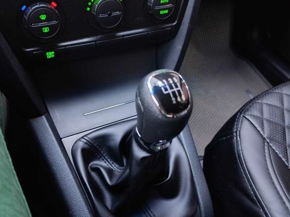 2008 Skoda Octavia II (A5), чёрный, 600000 рублей - вид 13