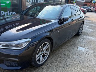 2016 BMW 7 серии 730i VI (G11/G12), чёрный, 3100000 рублей, вид 1