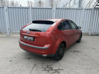 2007 Ford Focus II Рестайлинг, красный, 335000 рублей, вид 4