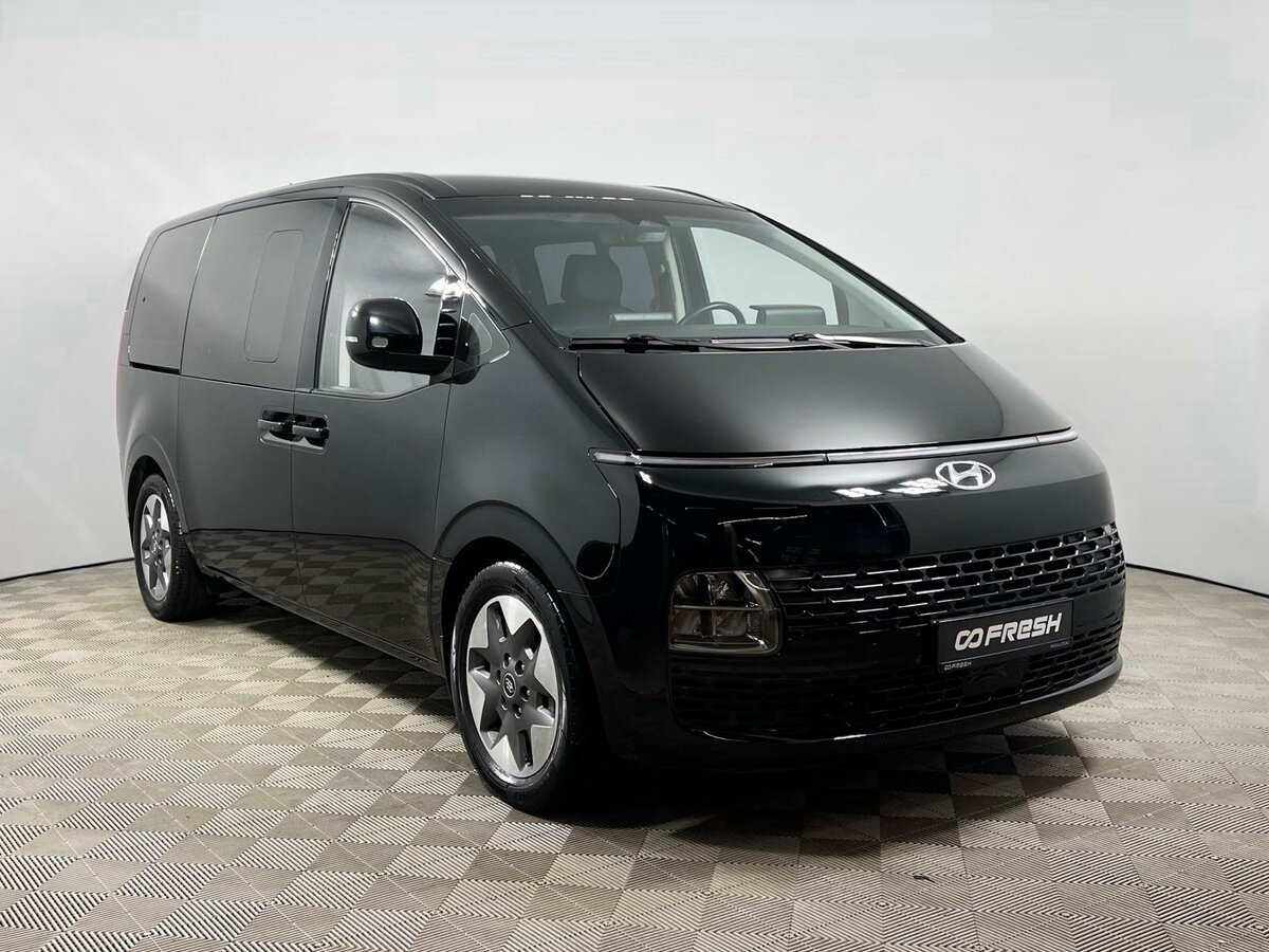 Открыть фотографии: Hyundai Staria I