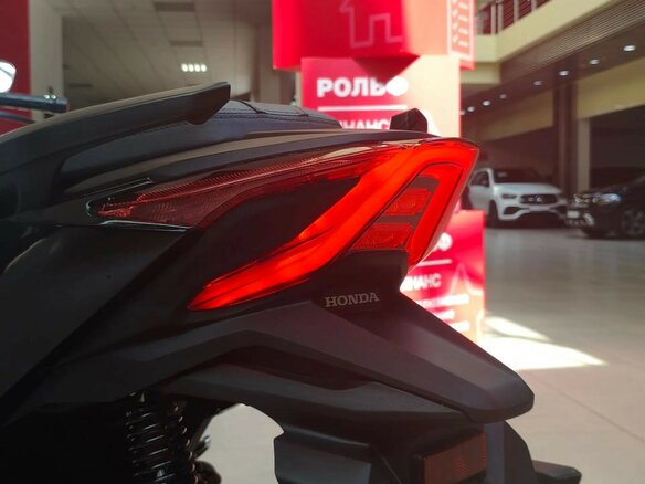 2026 Honda Forza, чёрный, 945000 рублей - вид 15