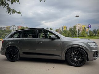 2015 Audi Q7 II (4M), серый, 3600000 рублей, вид 3