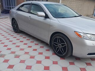 2008 Toyota Camry VI (XV40), серебристый, 950000 рублей, вид 4