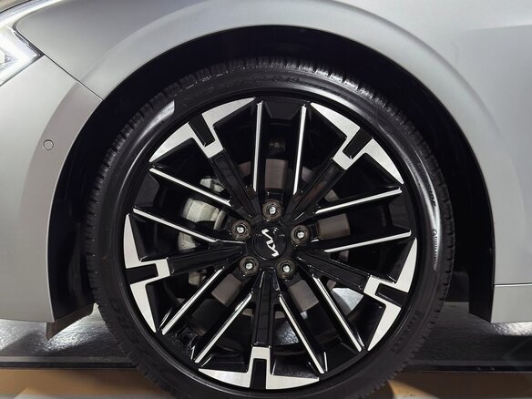 2025 Kia K5 LPi III Рестайлинг, серый - вид 10