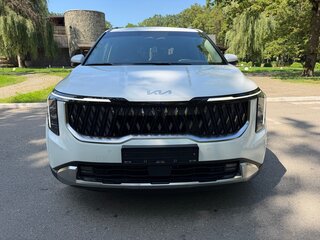2025 Kia Carnival IV Рестайлинг, белый, 5800000 рублей, вид 3