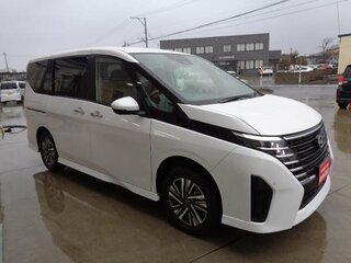 2023 Nissan Serena VI (C28), белый, 2500000 рублей, вид 3