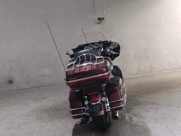 2017 Harley-Davidson Electra Glide, пурпурный, 1590000 рублей - вид 3