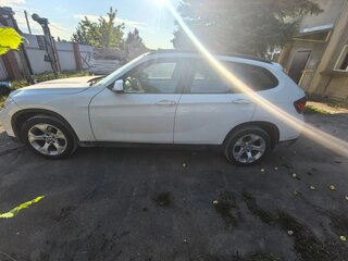 2013 BMW X1 20i I (E84) Рестайлинг, белый, 1250000 рублей, вид 3