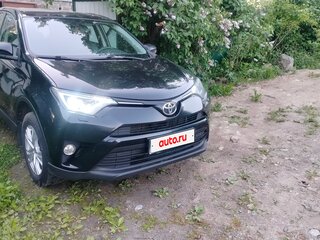 2017 Toyota RAV4 IV (XA40) Рестайлинг, чёрный, 2370000 рублей, вид 2