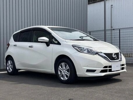 2020 Nissan Note II Рестайлинг, белый, 920004 рублей, вид 3