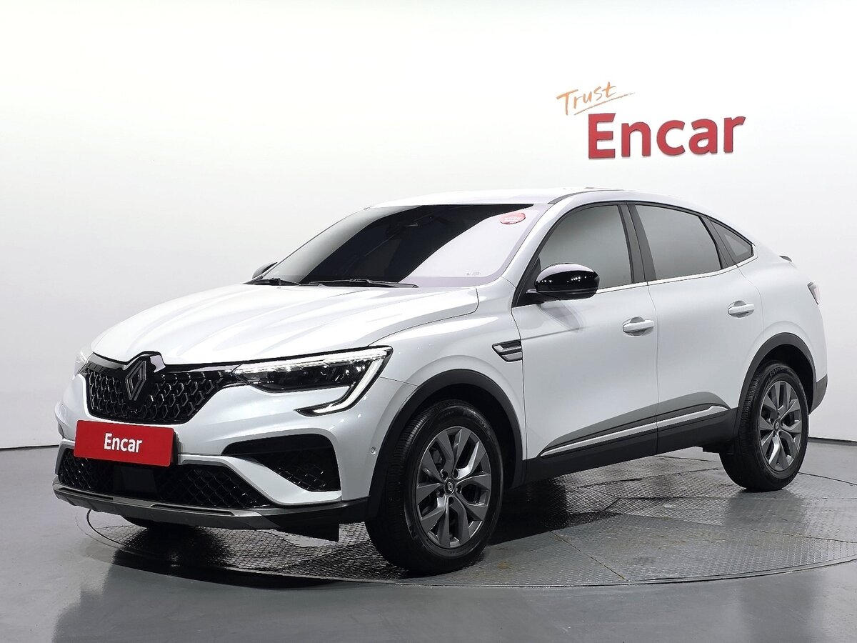 Открыть фотографии: Renault Arkana I Рестайлинг