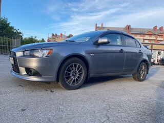 2013 Mitsubishi Lancer X Рестайлинг, серый, 900000 рублей, вид 1