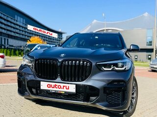 2022 BMW X5 45e IV (G05/G18), синий, 4990000 рублей, вид 1