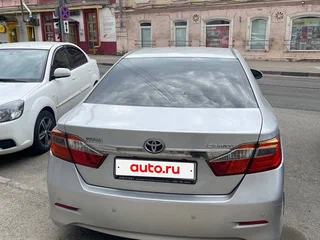 2012 Toyota Camry VII (XV50), серебристый, 1000000 рублей, вид 4