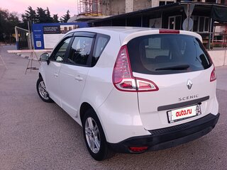 2011 Renault Scenic III, белый, 820000 рублей, вид 4