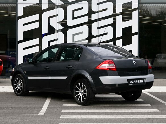 2007 Renault Megane II Рестайлинг, серый, 450000 рублей - вид 1