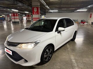 2017 Toyota Corolla Axio XI (E160, E170) Рестайлинг 2, белый, 900000 рублей, вид 2