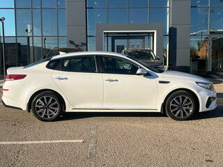 2018 Kia Optima IV Рестайлинг, белый, 2149000 рублей, вид 4