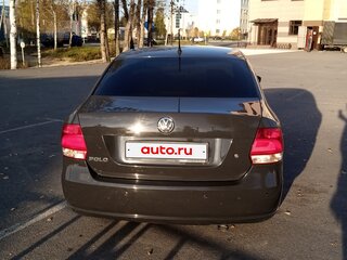 2014 Volkswagen Polo V, серый, 810000 рублей, вид 4