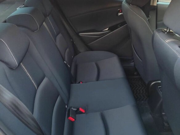 2020 Mazda 2 III (DJ) Рестайлинг, красный, 1400000 рублей - вид 22