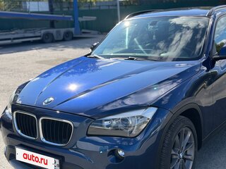 2013 BMW X1 18i I (E84) Рестайлинг, синий, 1390000 рублей, вид 3