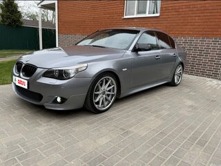 2003 BMW 5 серии 530i V (E60/E61), серебристый, 1450000 рублей, вид 4
