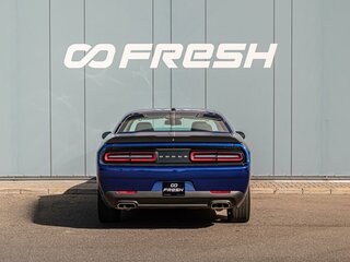 2020 Dodge Challenger III Рестайлинг 2, синий, 3605000 рублей, вид 4