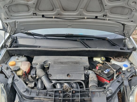 2007 Ford Fusion I Рестайлинг, серебристый, 310000 рублей - вид 4