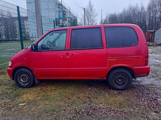 1998 Nissan Serena I (C23), красный, 230000 рублей, вид 5