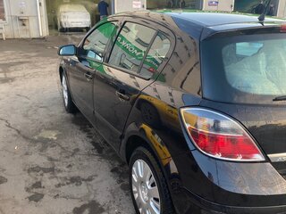 2008 Opel Astra H Рестайлинг, чёрный, 500000 рублей, вид 3