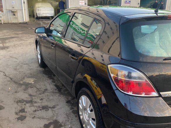 2008 Opel Astra H Рестайлинг, чёрный, 500000 рублей - вид 2