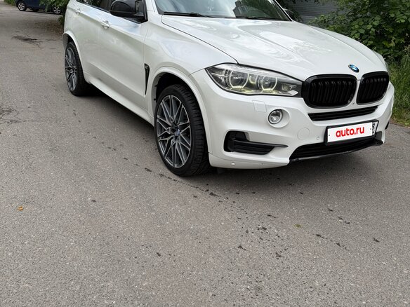 2015 BMW X5 30d III (F15), белый, 3450000 рублей