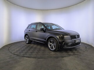 2019 Volkswagen Tiguan II, чёрный, 2450000 рублей, вид 3
