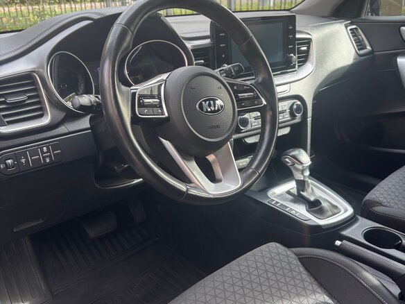 2020 Kia Ceed III, синий, 1735000 рублей - вид 5