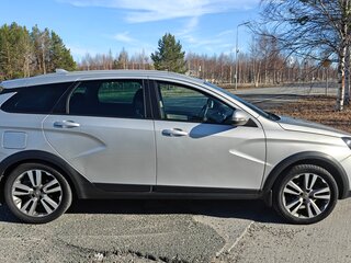 2018 Lada (ВАЗ) Vesta SW Cross I, серебристый, 970000 рублей, вид 5