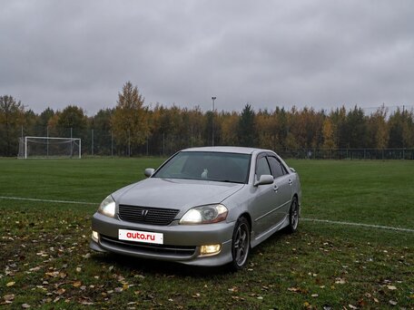 2000 Toyota Mark II IX (X110), серый, 1350000 рублей, вид 1