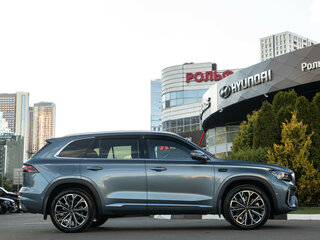 2025 Geely Monjaro (Xingyue L) I Рестайлинг 2 (China Market), серый, 3748000 рублей, вид 3